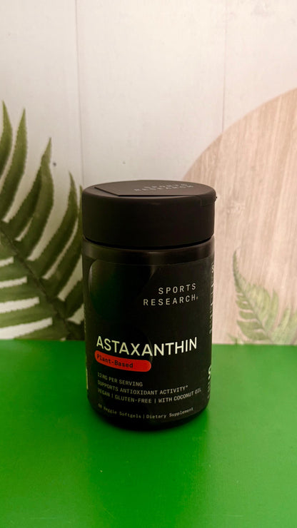 Astaxantina de Triple Fuerza 12mg con Aceite de Coco Orgánico | Sports Research | Suplemento Antioxidante para el Apoyo de la Salud de la Piel y los Ojos.