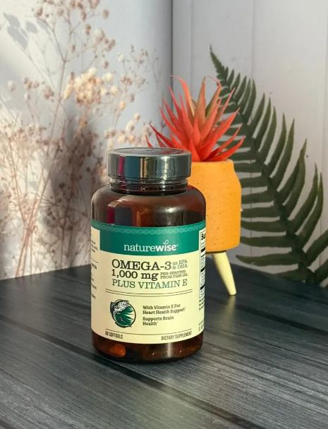Omega 3 Extra fuerte | 600 EPA y 400 DHA con Vitamina E | Apoyo para la salud del corazón y el cerebro